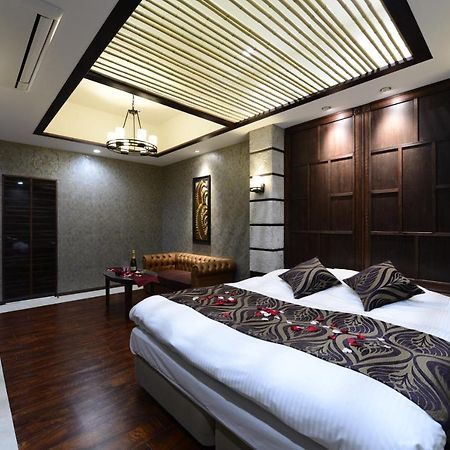 Hotel S-Cube (Adults Only) Bando المظهر الخارجي الصورة